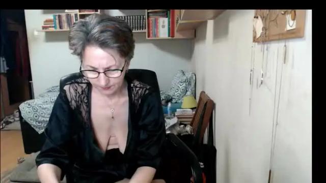Image 3 of maturekate Stream on Chaturbate on 28 days ago