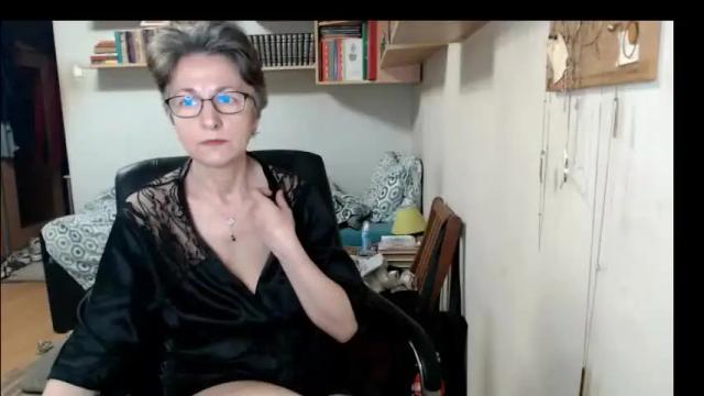 Image 8 of maturekate Stream on Chaturbate on 28 days ago