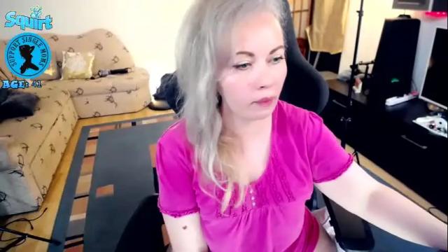 Image 2 of maturelynn Stream on Chaturbate on 4 months ago