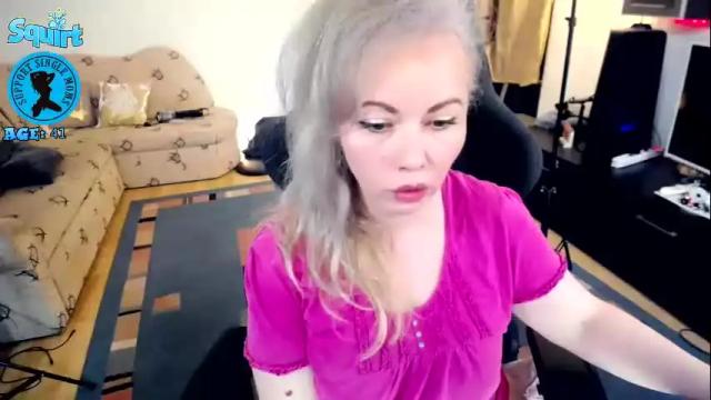 Image 4 of maturelynn Stream on Chaturbate on 4 months ago
