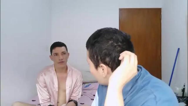 Thumbnail 1, mauroluxandra's Stream at Chaturbate, 1 day ago