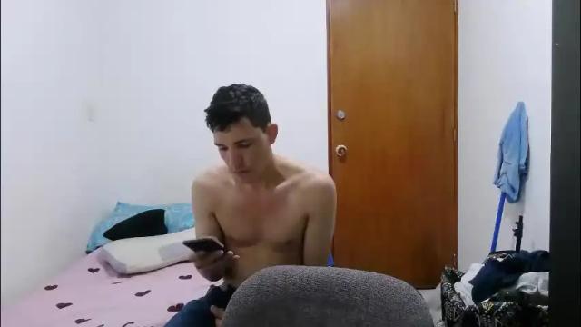 Image 12 of mauroluxandra Stream on Chaturbate on 16 days ago