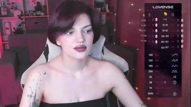 Thumbnail 3, mavis_crystal's Stream at Chaturbate, 2 months ago