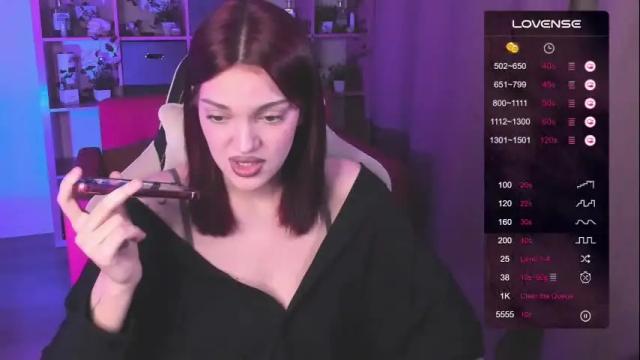 Image 2 of mavis_crystal Stream on Chaturbate on 1 month ago