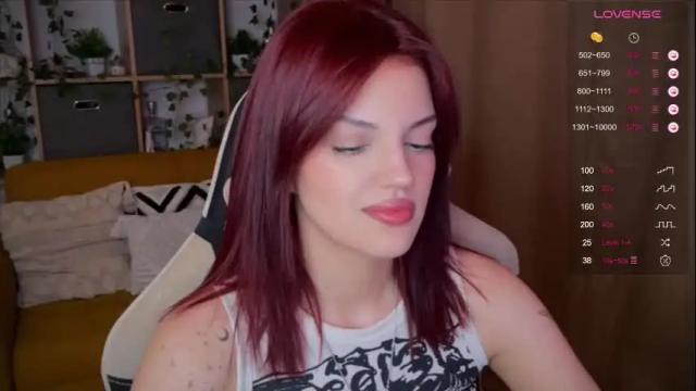 Image 10 of mavis_crystal Stream on Chaturbate on 1 month ago