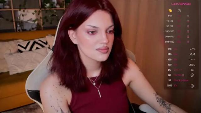 Image 2 of mavis_crystal Stream on Chaturbate on 18 days ago