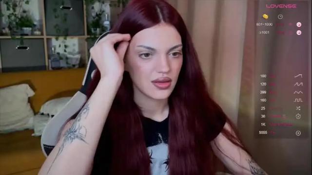 Image 3 of mavis_crystal Stream on Chaturbate on 4 months ago