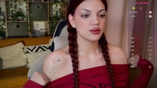 Image 3 of mavis_crystal Stream on Chaturbate on 4 months ago