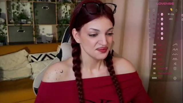Image 4 of mavis_crystal Stream on Chaturbate on 4 months ago