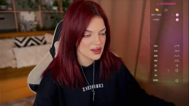 Image 4 of mavis_crystal Stream on Chaturbate on 3 months ago