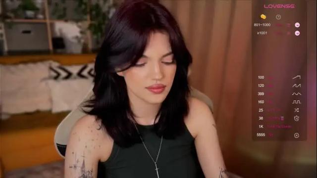 Image 8 of mavis_crystal Stream on Chaturbate on 3 months ago