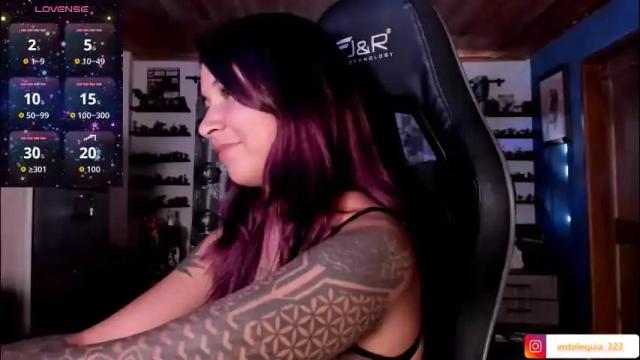 Image 2 of mavis_fuentes Stream on Chaturbate on 2 months ago