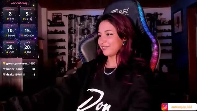 Image 11 of mavis_fuentes Stream on Chaturbate on 2 months ago