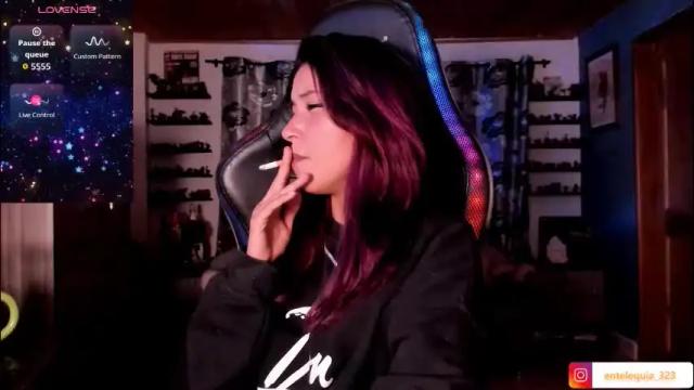 Image 3 of mavis_fuentes Stream on Chaturbate on 2 months ago