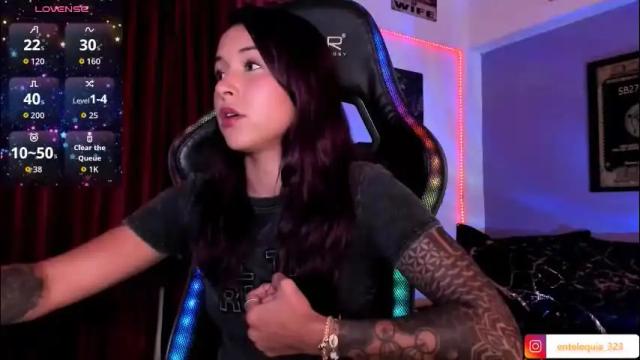 Image 4 of mavis_fuentes Stream on Chaturbate on 1 month ago