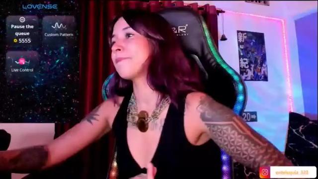 Image 8 of mavis_fuentes Stream on Chaturbate on 1 month ago