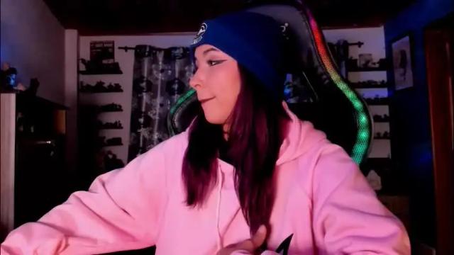 Thumbnail 1, mavis_fuentes's Stream at Chaturbate, 1 month ago