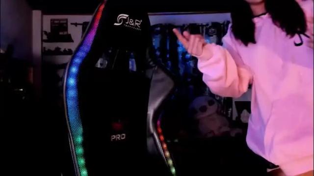 Image 8 of mavis_fuentes Stream on Chaturbate on 1 month ago