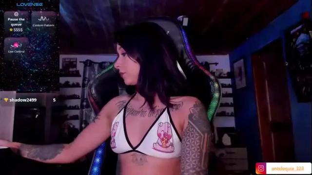 Image 4 of mavis_fuentes Stream on Chaturbate on 1 month ago