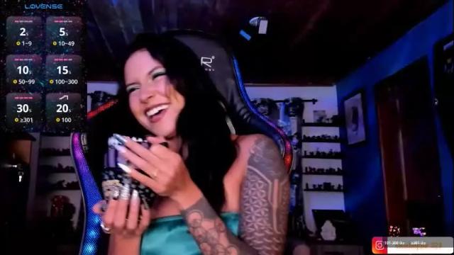 Image 11 of mavis_fuentes Stream on Chaturbate on 5 days ago