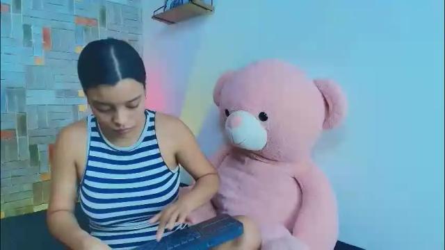 Image 11 of max_ashley_mds Stream on Chaturbate on 1 month ago