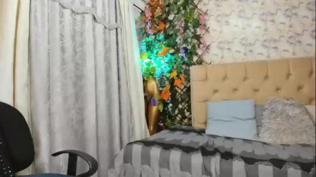 Image 10 of max_giovi Stream on Chaturbate on 16 days ago