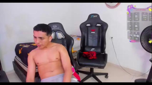 Image 3 of max_konny Stream on Chaturbate on 7 days ago