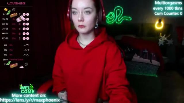 Image 4 of max_phoenix Stream on Chaturbate on 14 months ago
