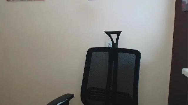 Image 12 of maxi_sweetheart Stream on Chaturbate on 1 month ago