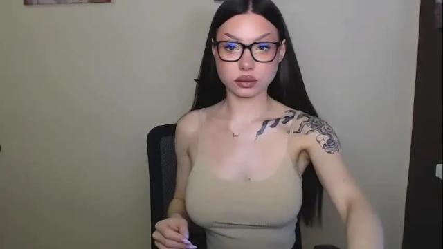 Thumbnail 1, maxi_sweetheart's Stream at Chaturbate, 28 days ago
