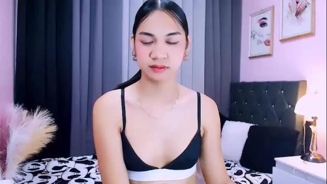 Image 12 of maxie_greyson Stream on Chaturbate on 1 month ago