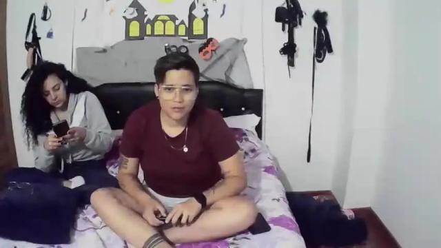 Image 11 of maximilianoandalice Stream on Chaturbate on 19 months ago
