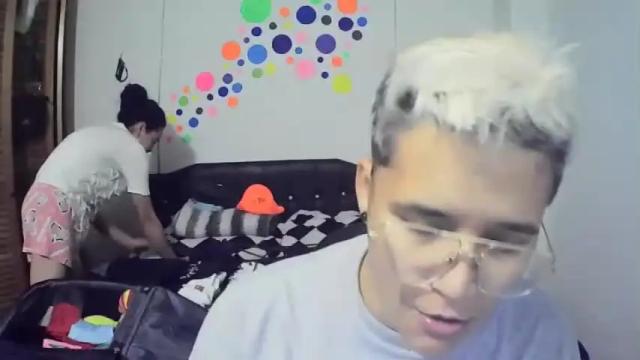 Image 2 of maximilianoandalice Stream on Chaturbate on 17 months ago
