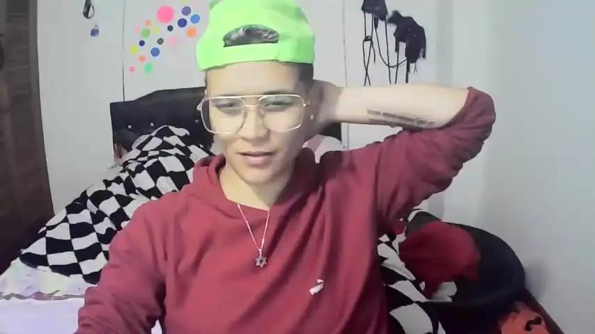 maximilianoandalice Chaturbate