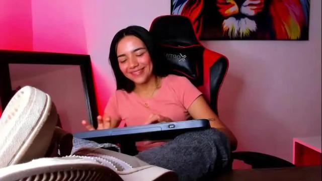 Image 2 of maxine66 Stream on Chaturbate on 6 months ago