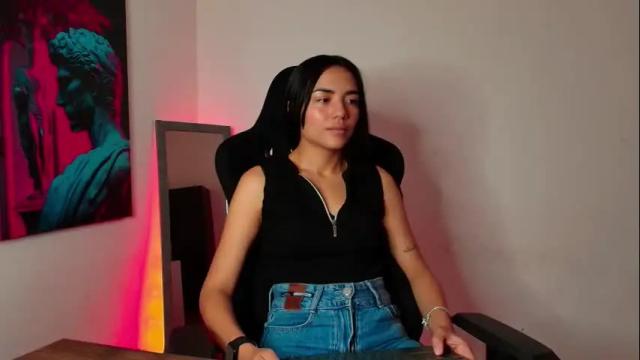 Image 6 of maxine66 Stream on Chaturbate on 5 months ago