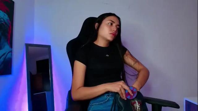Image 3 of maxine66 Stream on Chaturbate on 5 months ago