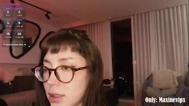 Thumbnail 1, maxine_8's Stream at Chaturbate, 7 months ago