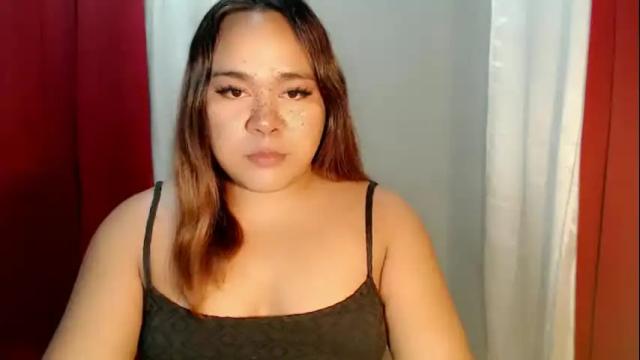 Image 4 of maxine_sucks Stream on Chaturbate on 3 months ago