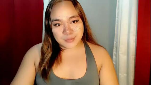 Image 4 of maxine_sucks Stream on Chaturbate on 3 months ago