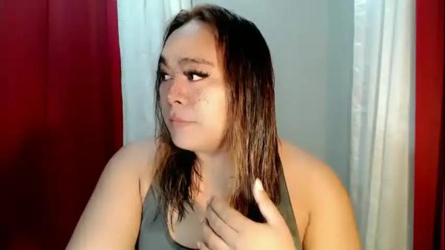 Image 3 of maxine_sucks Stream on Chaturbate on 3 months ago
