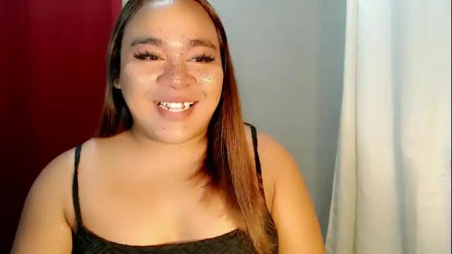 Image 3 of maxine_sucks Stream on Chaturbate on 3 months ago
