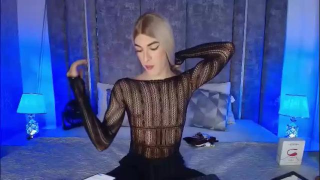 Image 3 of maxirogers Stream on Chaturbate on 1 month ago