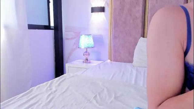 Image 3 of maxirogers Stream on Chaturbate on 13 days ago