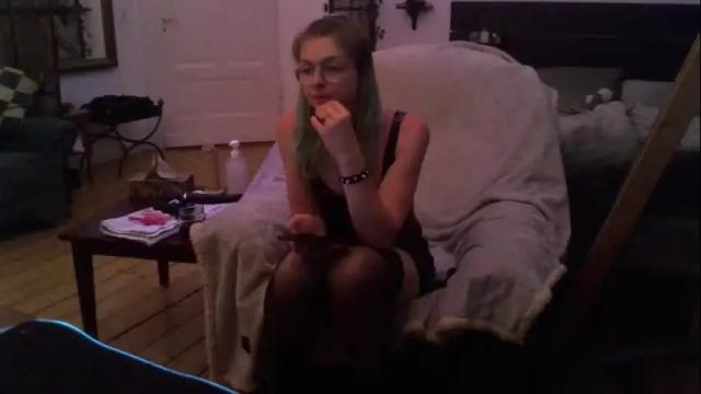 Image 2 of maxxiedamage Stream on Chaturbate on 4 months ago