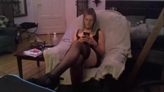 Image 4 of maxxiedamage Stream on Chaturbate on 4 months ago