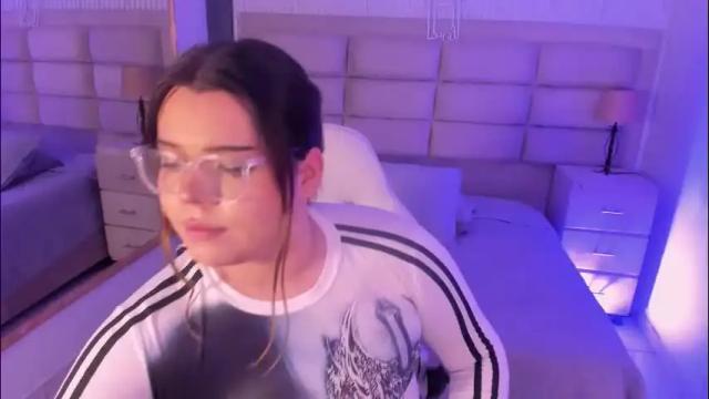 Image 12 of maxxxine_ Stream on Chaturbate on 6 days ago