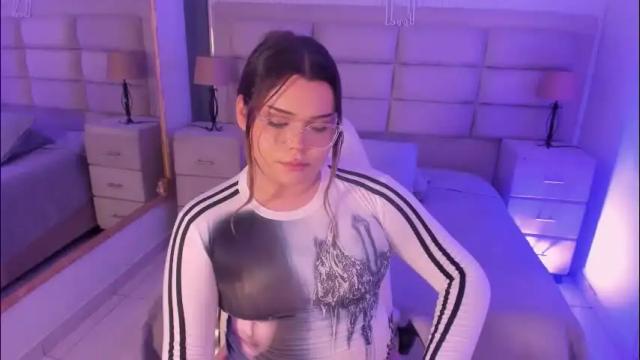 Image 4 of maxxxine_ Stream on Chaturbate on 6 days ago