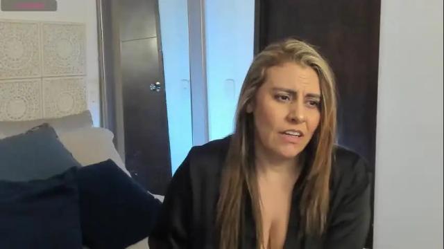 Image 10 of maxzy_star Stream on Chaturbate on 17 days ago