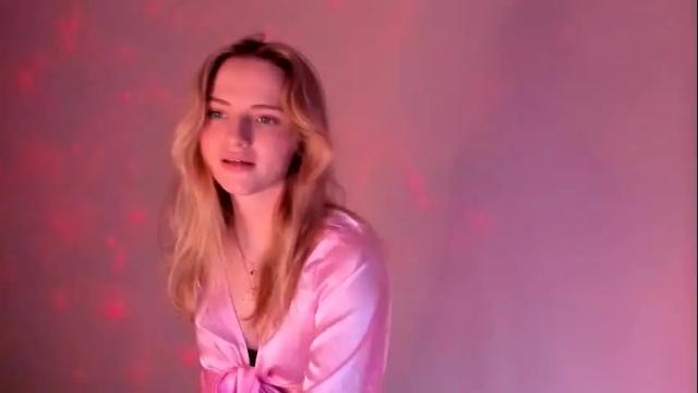 Image 4 of may__cute Stream on Chaturbate on 6 months ago